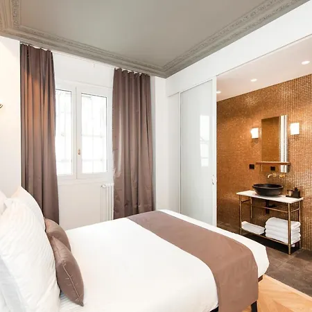 Pick A Flat's Champs Elysees - Rue Lincoln Appartamento Parigi