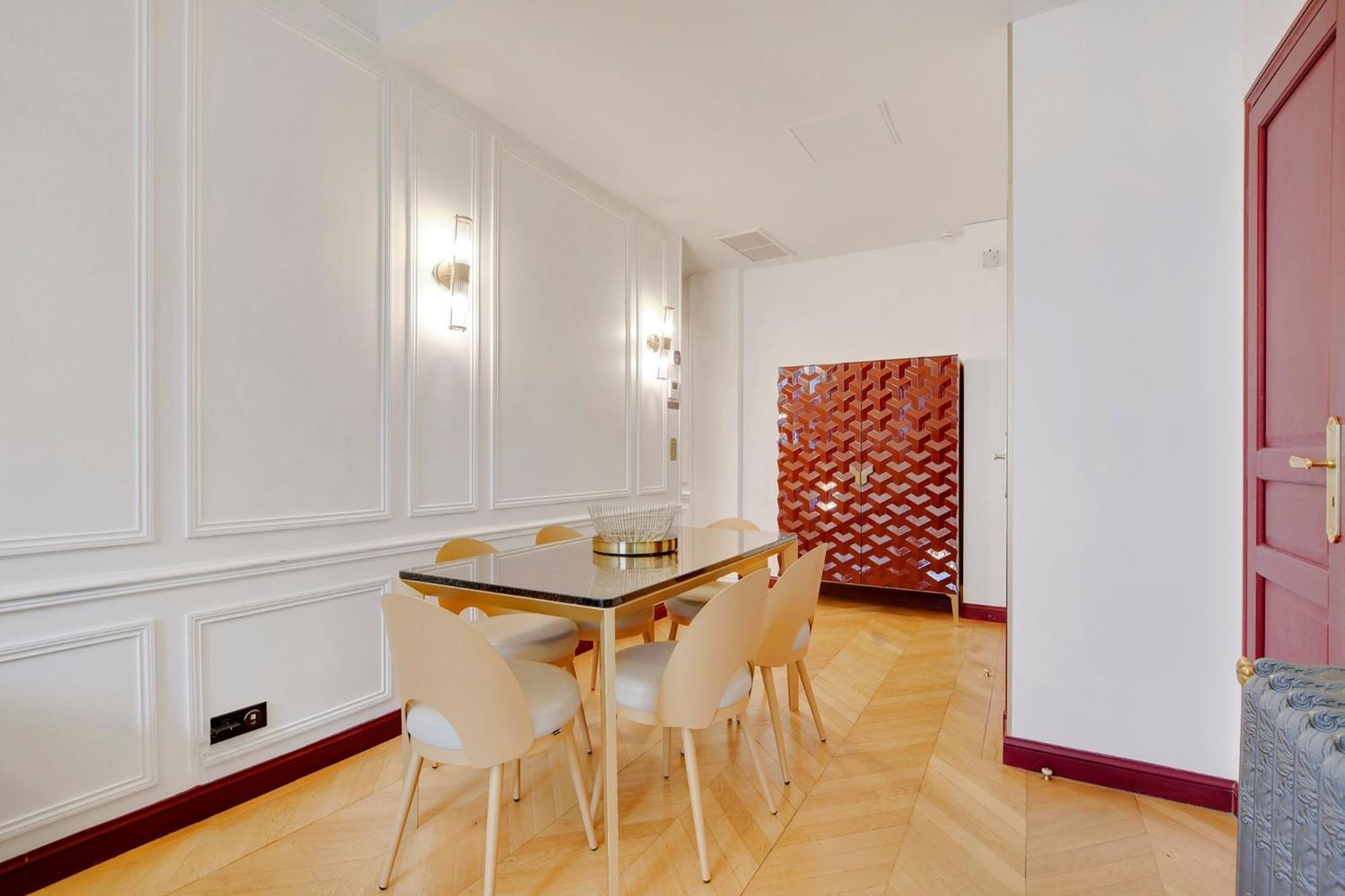 Pick A Flat's Champs Elysees - Rue Lincoln * Parigi
